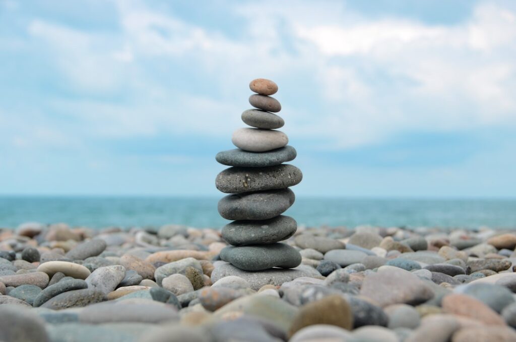 Mindfulness Matters: 5-Minute Meditations for Daily Calm